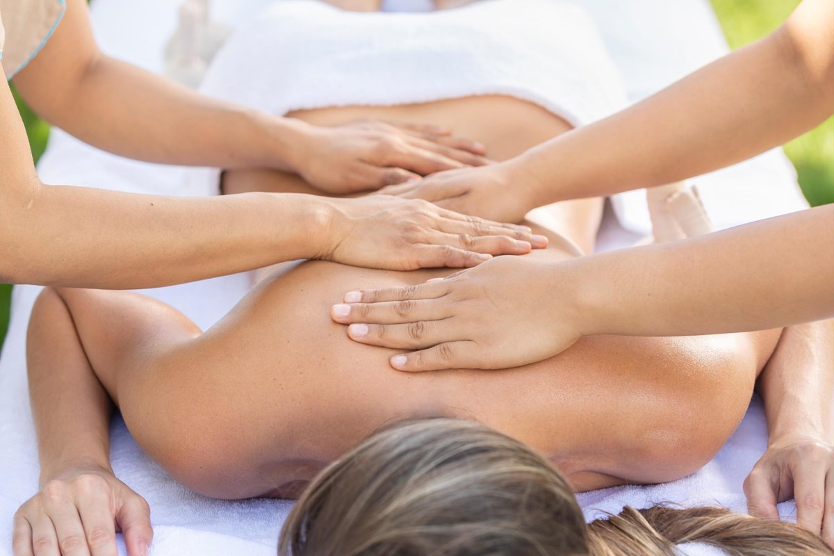 4-Hand Massage1