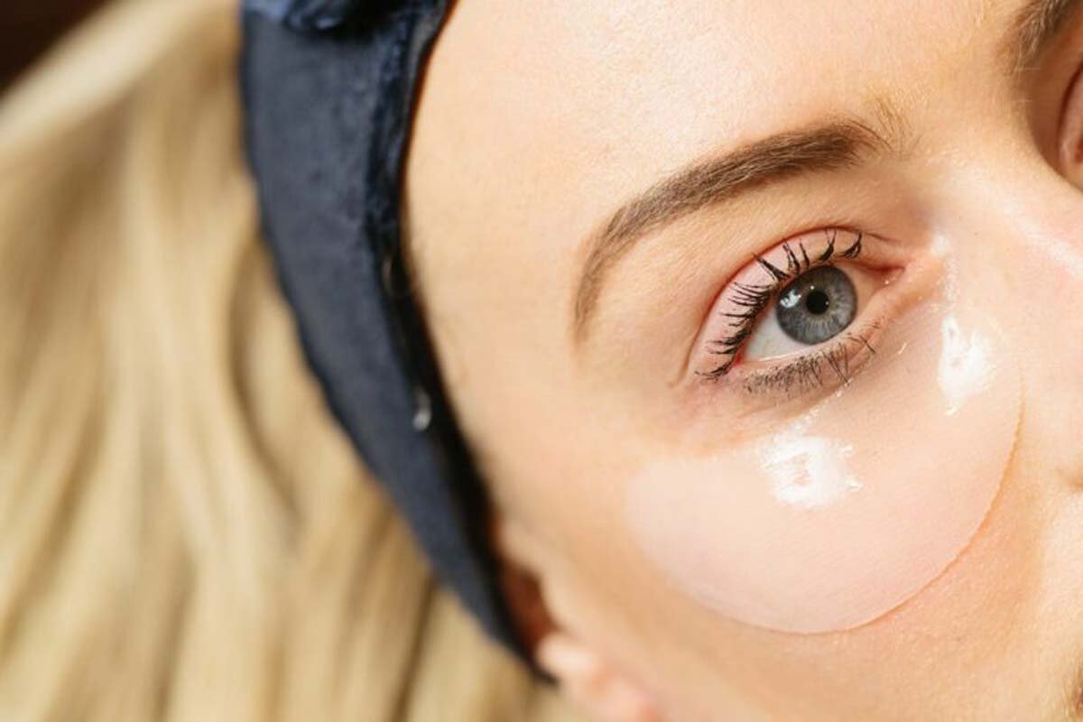Eye Contour Treatment2