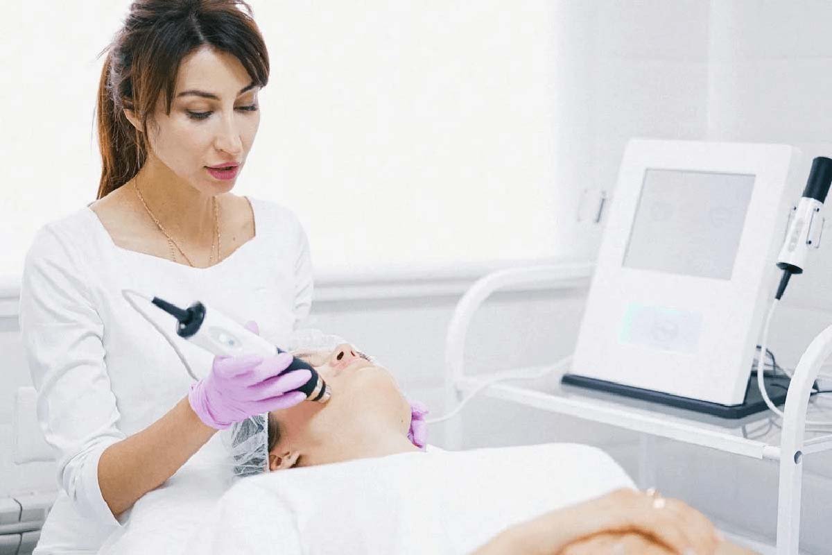 Hydra Facial Vitamin C Treatment 3