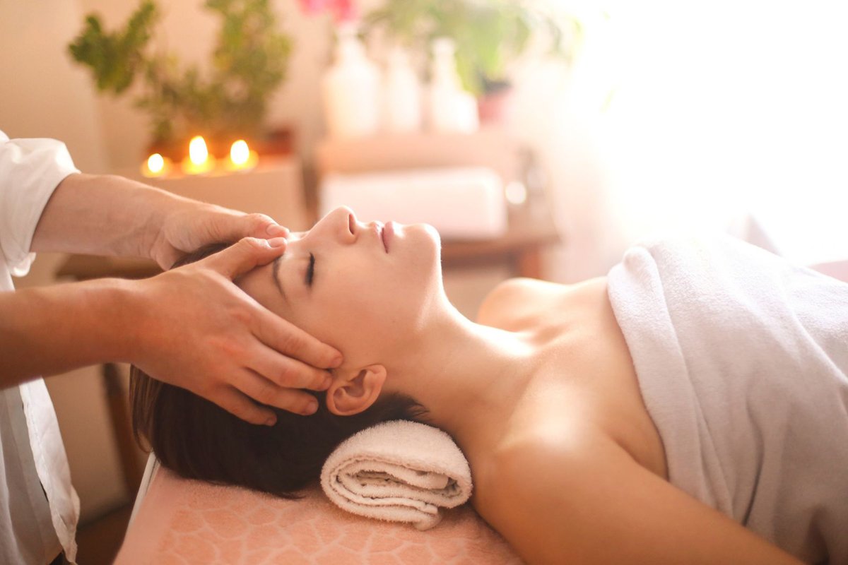SPA MΑSSΑGE – SITE – Indian Face and Head Massage (4)